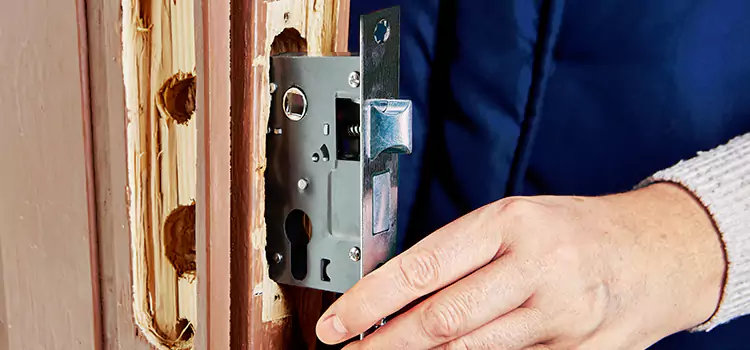 Garage Door Lock Replacement Northglenn